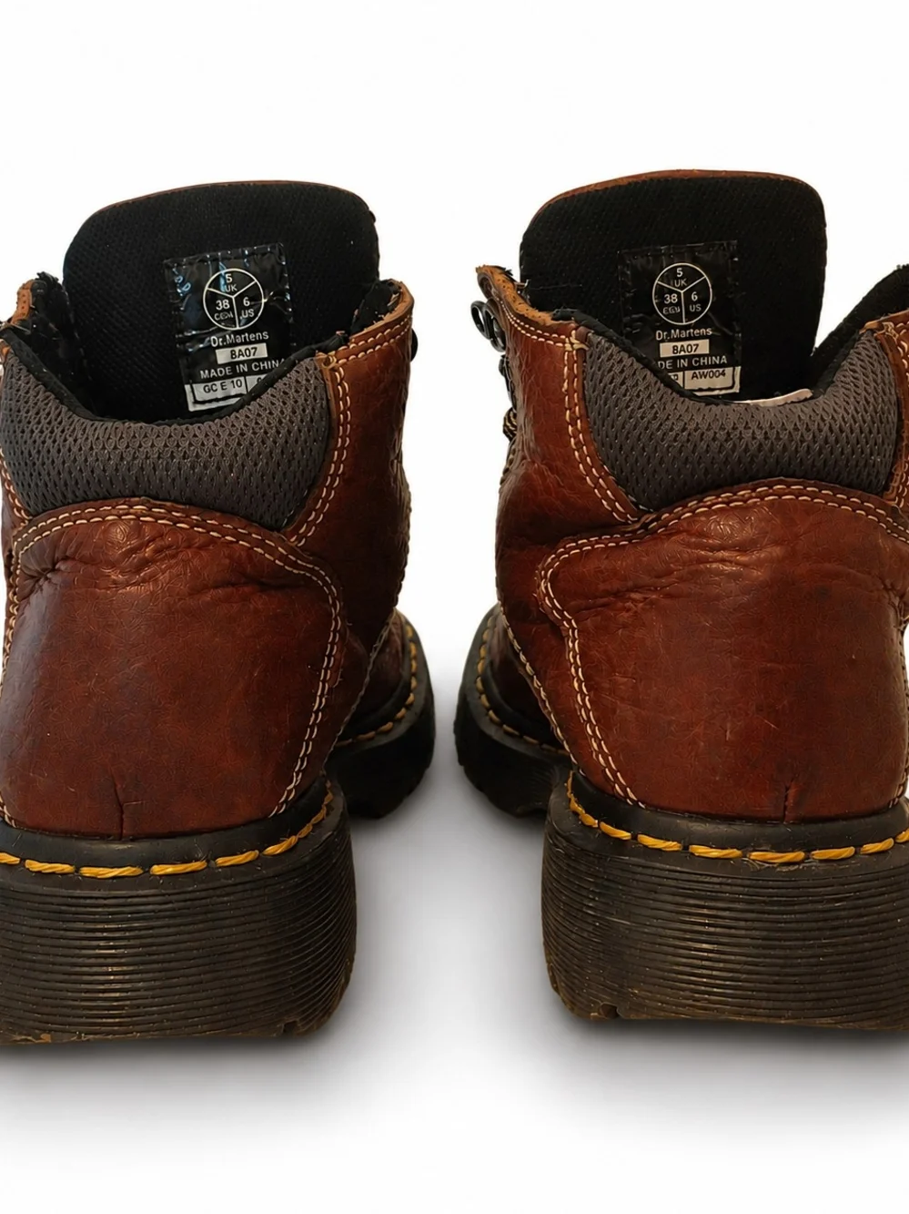 DR.MARTENS Mid High Boots - Mens Size, 6.